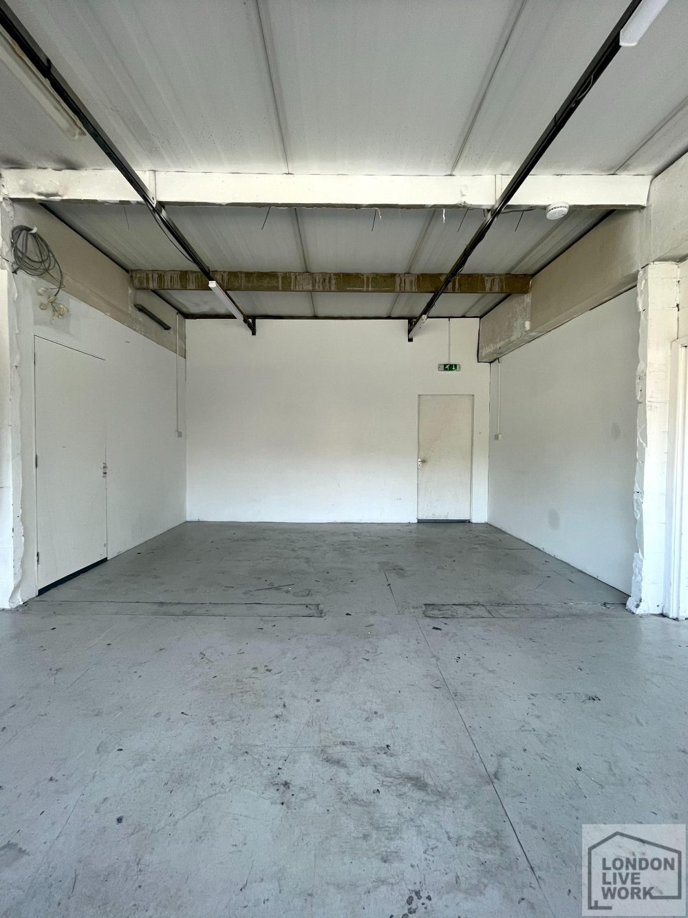 Art : Creative Studio to Rent in Warehouse in Hackney Wick 4