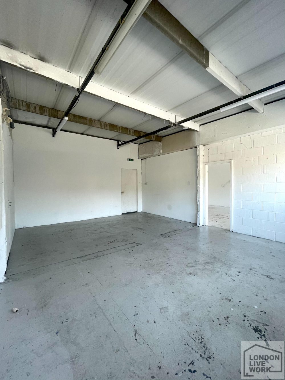 Art : Creative Studio to Rent in Warehouse in Hackney Wick 5