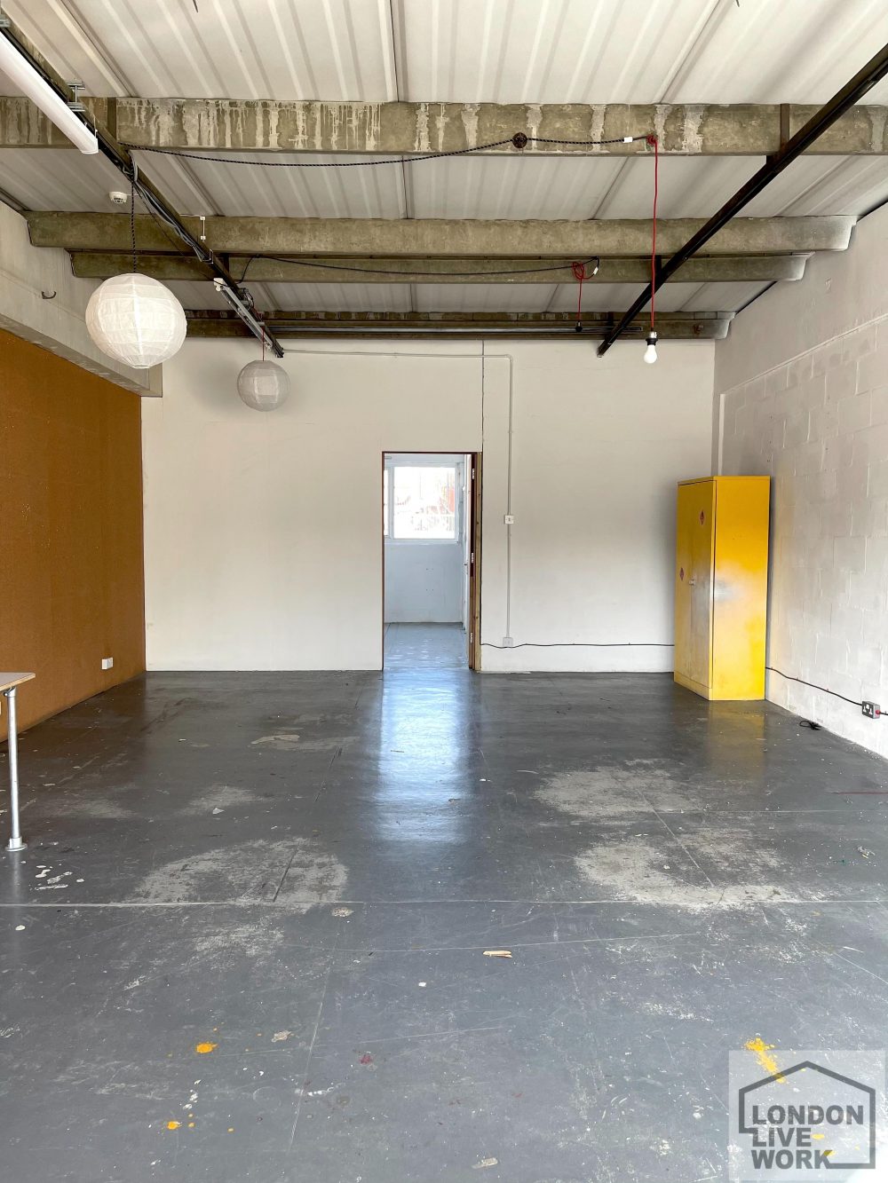 Art : Creative Studio to Rent in Warehouse in Hackney Wick 6