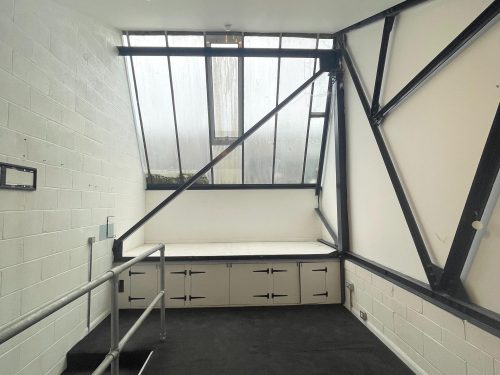 Art : Creative Studio to Rent in Warehouse in Hale Studios N17 2