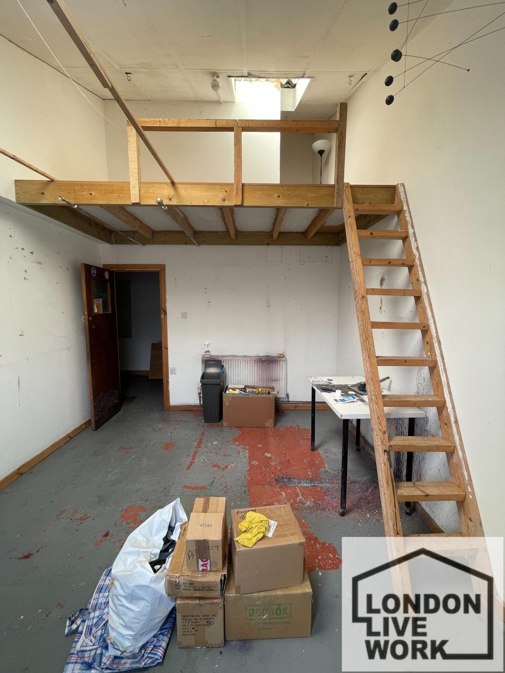 Artist studio space to rent in warehouse in Markfield Road, N15 Seven Sisters 5
