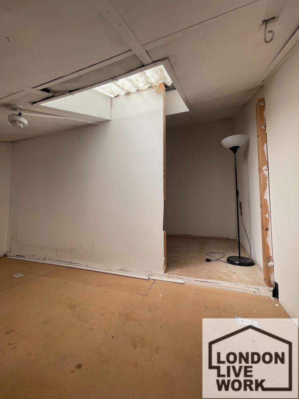 Artist studio space to rent in warehouse in Markfield Road, N15 Seven Sisters 6