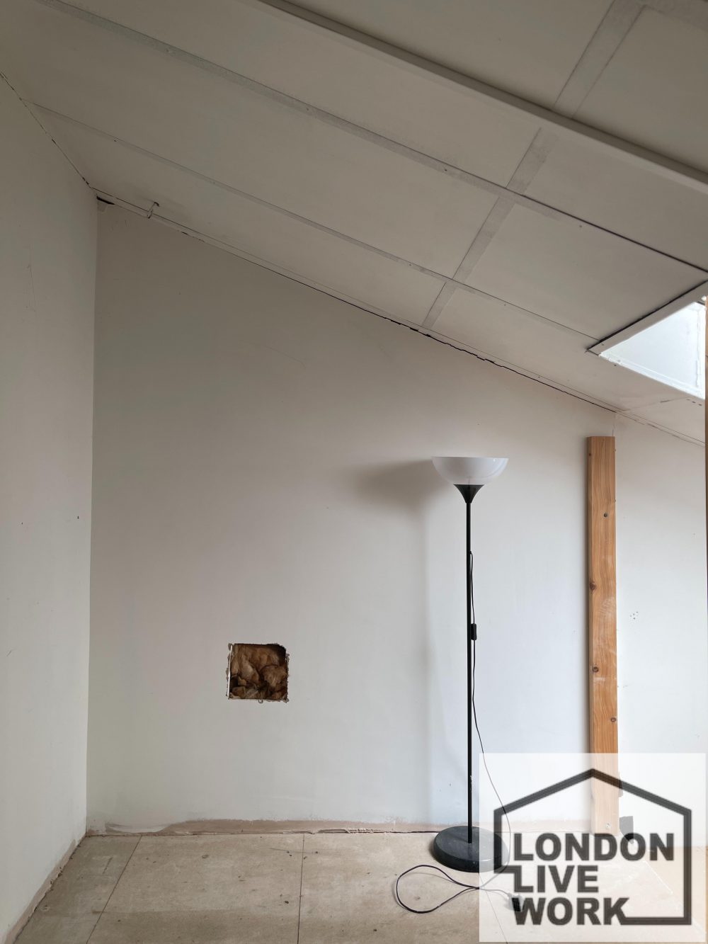 Artist studio space to rent in warehouse in Markfield Road, N15 Seven Sisters 8