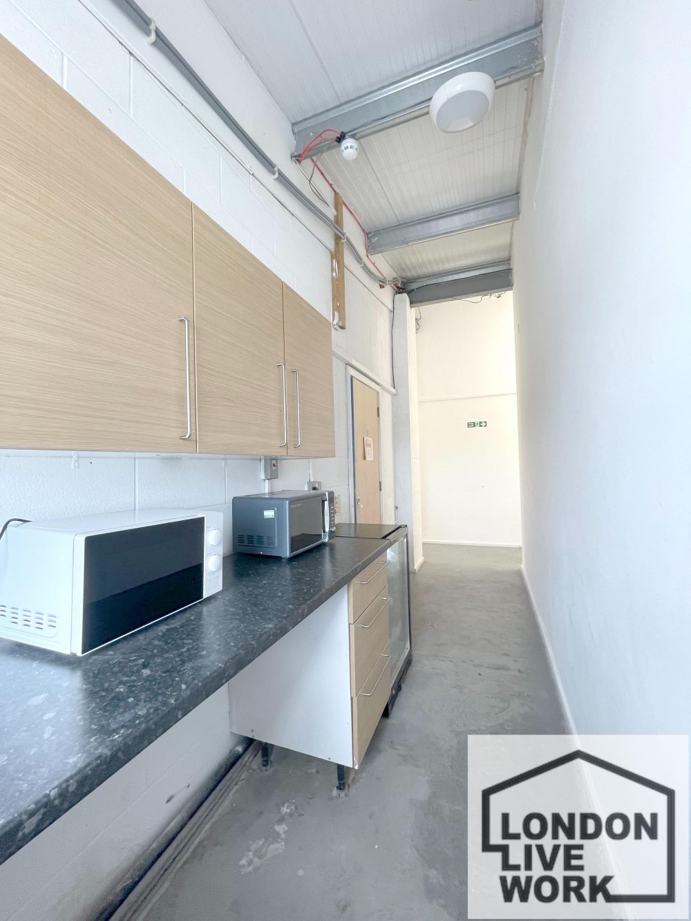 Creative Work studio with 24 hour access  located in Raven Road, E18 South Woodford 8