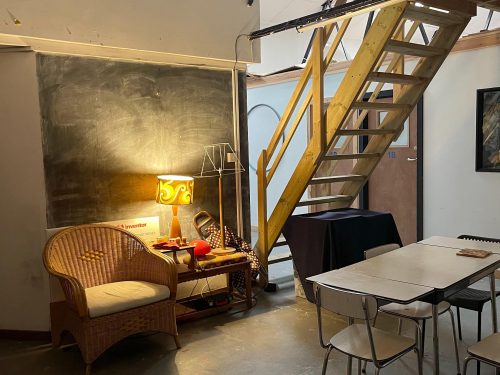 N15-artist-studio-to-rent-in-warehouse-11